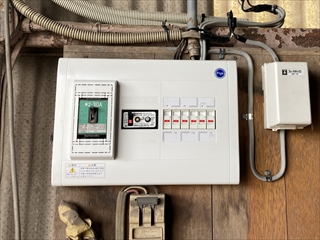 茨城県牛久市　分電盤交換工事2