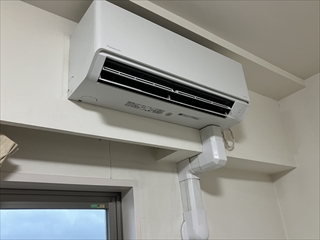 茨城県牛久市　エアコン交換工事1