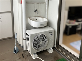 茨城県牛久市　エアコン交換工事2
