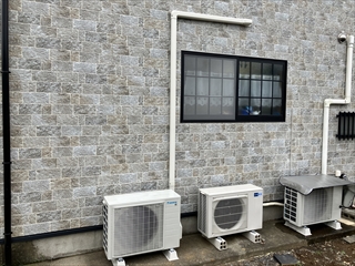 茨城県常総市　エアコン2台＋専用コンセント設置工事1