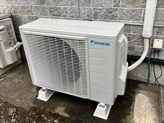 茨城県常総市　エアコン2台＋専用コンセント設置工事2