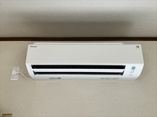 茨城県常総市　エアコン2台＋専用コンセント設置工事4