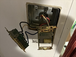 中村電設　スイッチ交換工事2